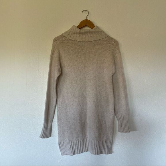 Cream sweater dress - Picture 3 of 3